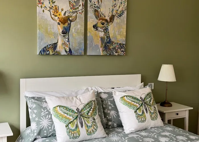 Lakeview Ensuite - Peaceful Country Escape